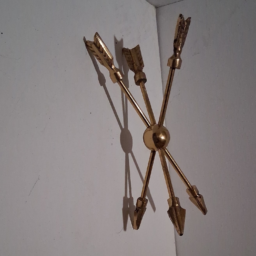 Gold Arrow Decor
